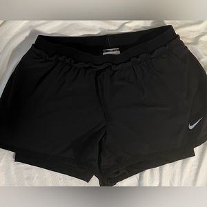 Nike dri fit shorts. Size S. Very gently used. Polyester.